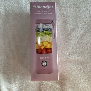 BlendJet 2 - Portable Cordless Rechargeable Blender New & Sealed Lilac